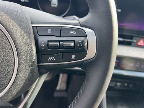 Certified 2023 Kia Sportage X-Pro AWD/4WD image 17