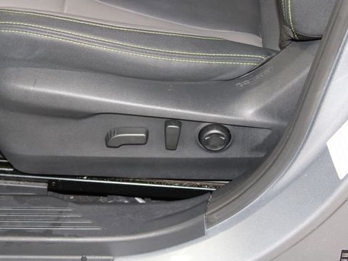 Used 2025 Subaru Outback Onyx Edition AWD/4WD image 16