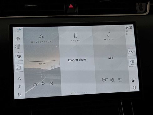 New 2024 Land Rover Range Rover Evoque Dynamic SE image 14