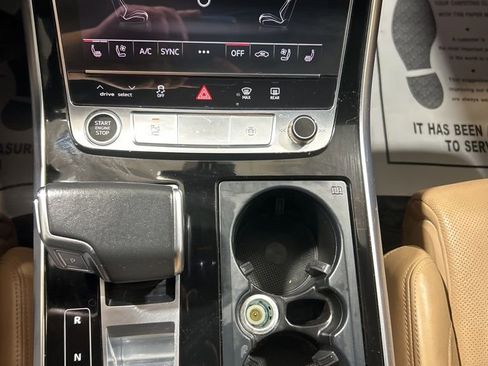 Used 2022 Audi Q7 3.0T Prestige image 34