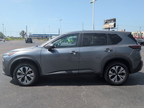Used 2023 Nissan Rogue SV AWD/4WD image 6