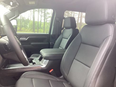 New 2026 GMC Sierra 2500 SLT w/ SLT Premium Package AWD/4WD image 19