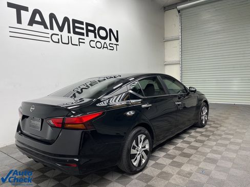 Used 2024 Nissan Altima 2.5 S image 7