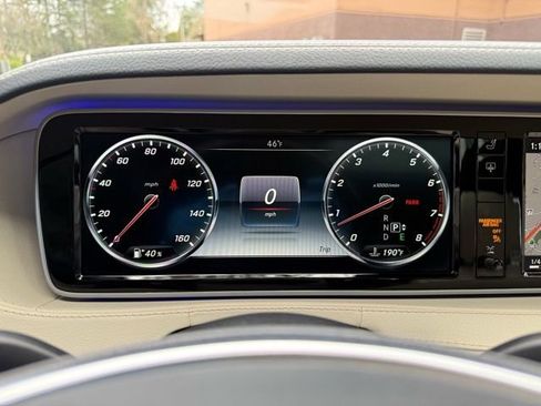 Used 2015 Mercedes-Benz S 550 Sedan image 20