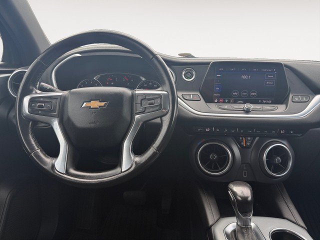 Used 2020 Chevrolet Blazer LT AWD/4WD image 2