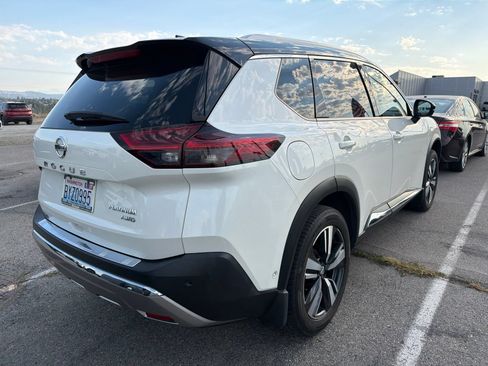 Used 2021 Nissan Rogue Platinum AWD/4WD image 5