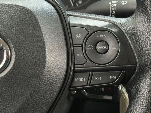 Used 2023 Toyota Corolla LE FWD image 12