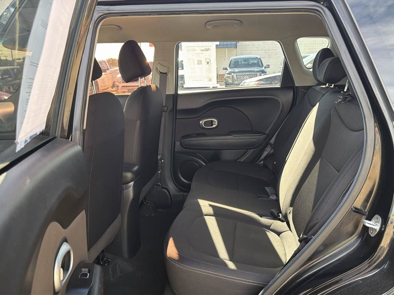 Used 2017 Kia Soul FWD image 25