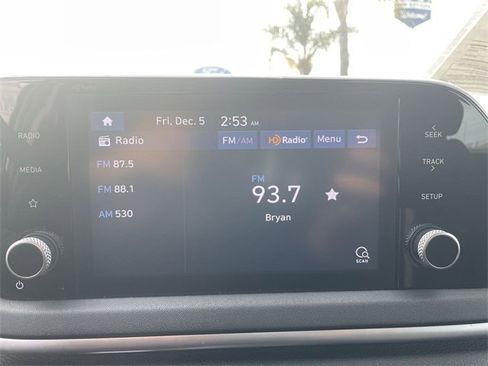 Used 2023 Hyundai Sonata SE w/ Preferred Accessory Package image 13