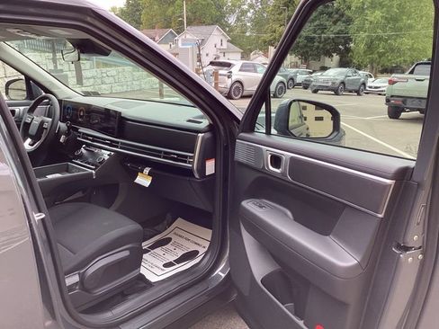 New 2026 Hyundai Santa Fe SE image 21