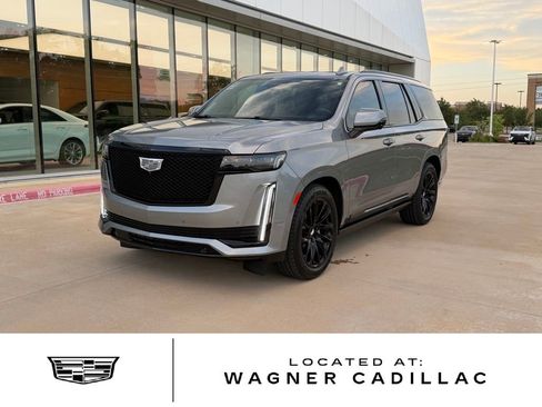 Used 2023 Cadillac Escalade Sport Platinum w/ LPO, ONYX Package AWD/4WD image 1