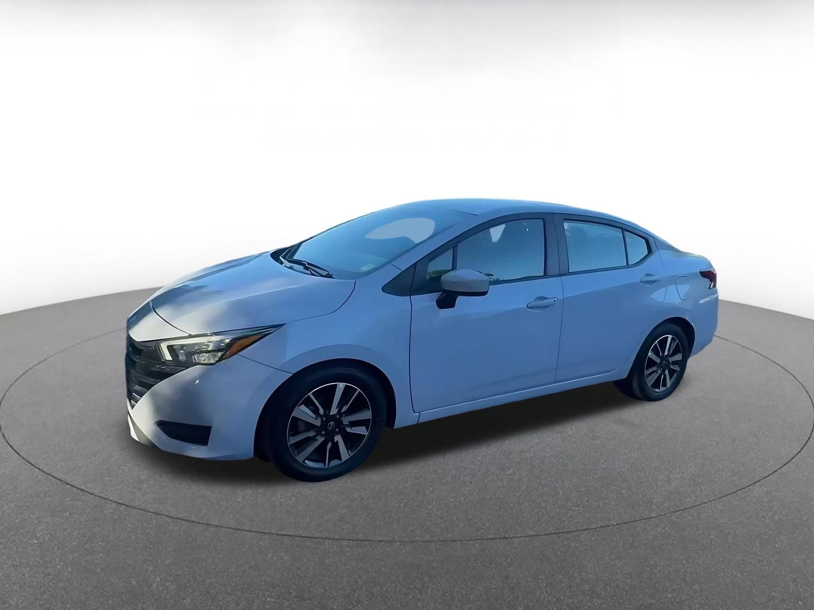 Used 2025 Nissan Versa SV FWD image 7