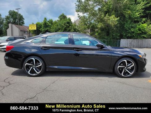 Used 2022 Honda Accord Sport image 6