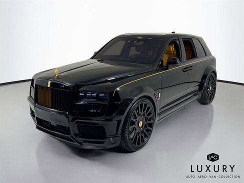 Used 2020 Rolls-Royce Cullinan image 2