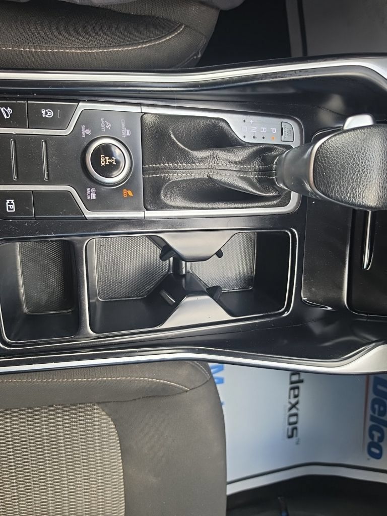 Used 2021 Kia Sorento LX AWD/4WD image 25