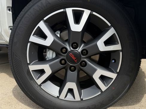 New 2026 Toyota 4Runner TRD Sport RWD image 11