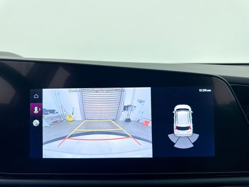 Certified 2024 Kia Niro EX Touring image 9