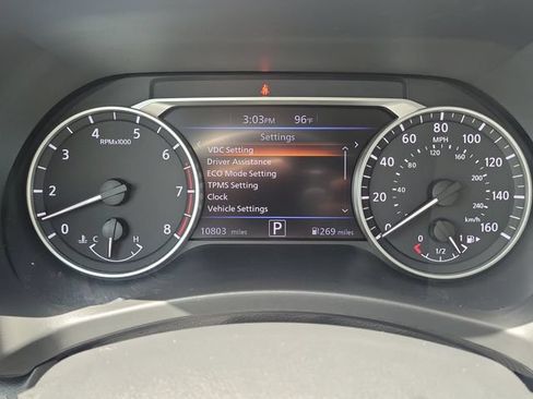 Used 2025 Nissan Sentra SR FWD image 18