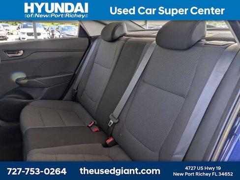 Used 2020 Hyundai Accent SE FWD image 12