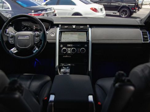 Used 2018 Land Rover Discovery HSE AWD/4WD image 38