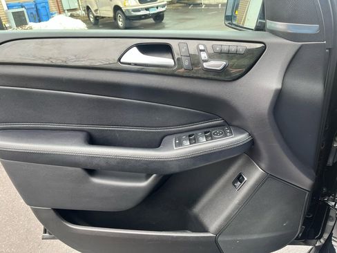 Used 2018 Mercedes-Benz GLE 350 4MATIC image 17