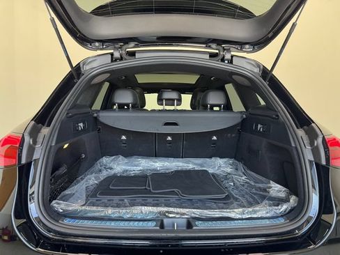 Certified 2026 Mercedes-Benz GLC 300 image 9
