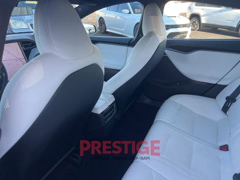 Used 2020 Tesla Model S Long Range AWD/4WD image 28