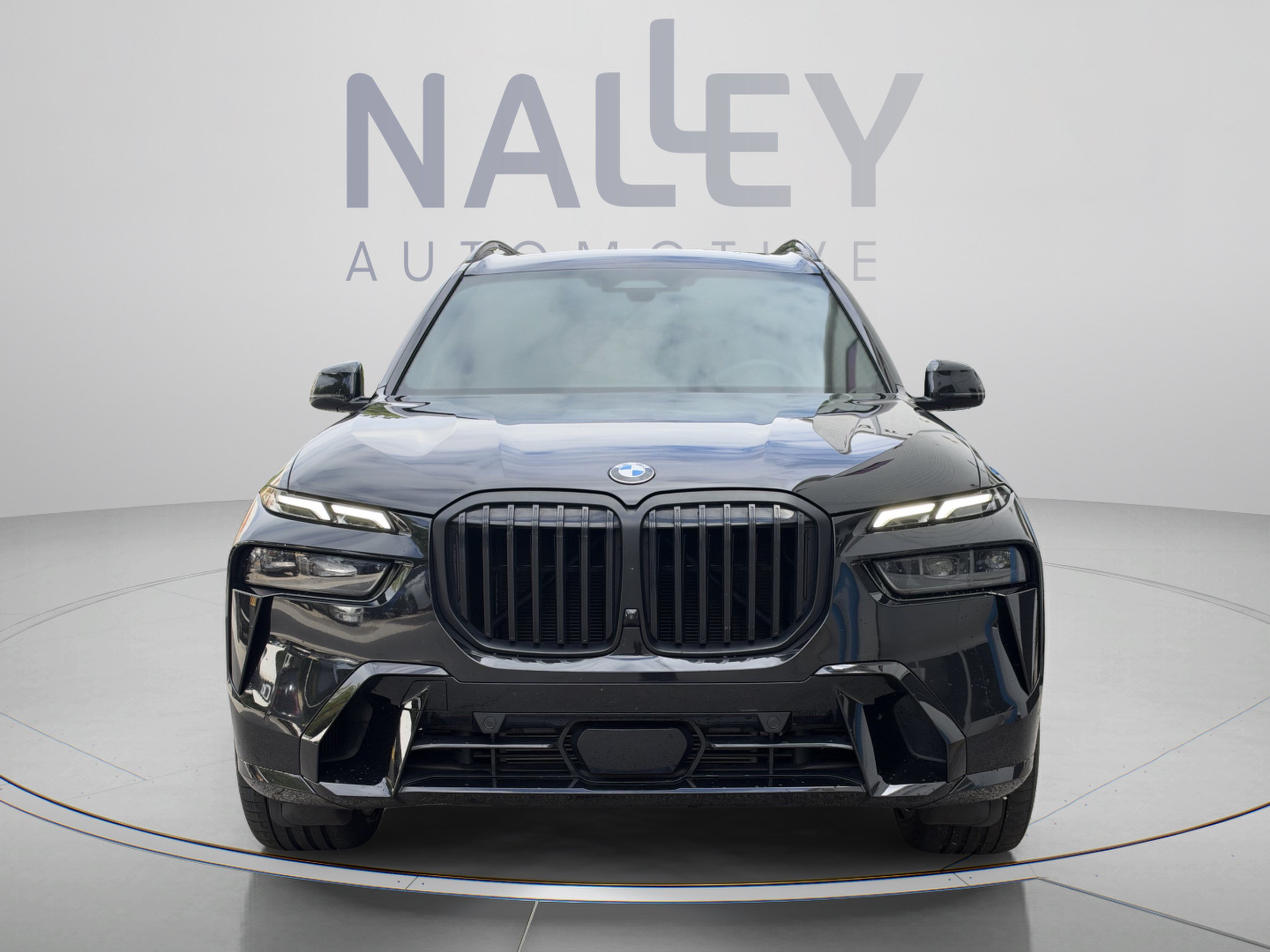 Used 2025 BMW X7 xDrive40i w/ Executive Package AWD/4WD image 6