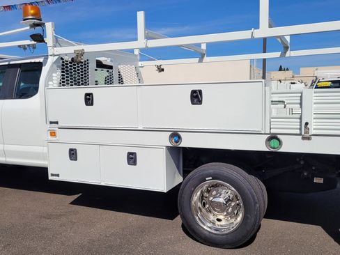 Used 2019 Ford F550 2WD SuperCab Super Duty image 10