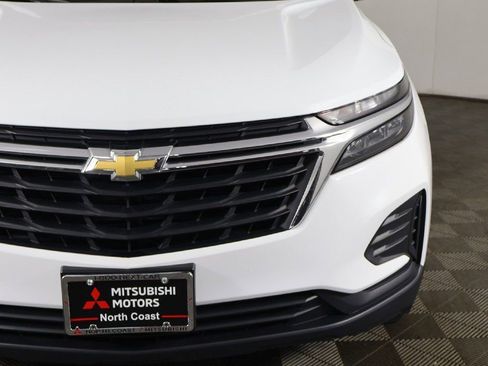 Used 2022 Chevrolet Equinox LS w/ LS Convenience Package FWD image 11