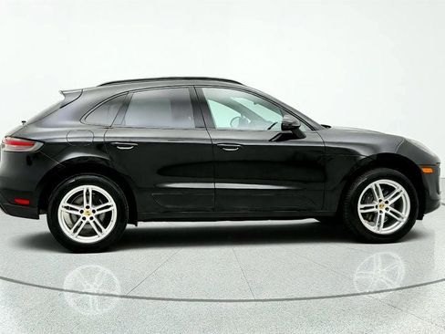 Used 2023 Porsche Macan AWD/4WD image 4
