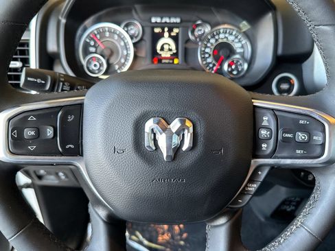 Used 2025 RAM 1500 Big Horn AWD/4WD image 23