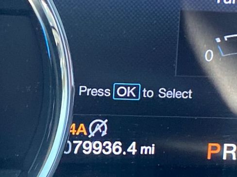 Used 2018 Ford F150 Lariat w/ Equipment Group 502A Luxury AWD/4WD image 17