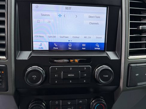 Used 2020 Ford F150 Raptor w/ Equipment Group 801A Mid image 18