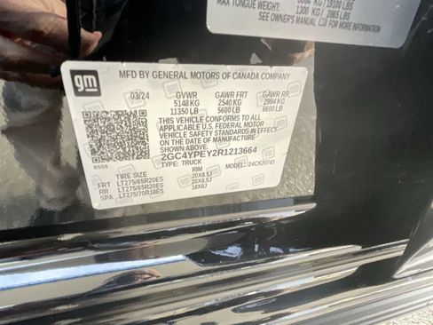 Certified 2024 Chevrolet Silverado 2500 LTZ w/ LTZ Plus Package image 35