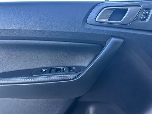 Used 2021 Ford Ranger Lariat w/ Equipment Group 501A High image 11