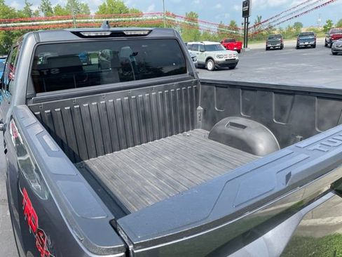 Used 2022 Toyota Tundra SR5 AWD/4WD image 6