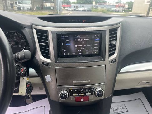 Used 2012 Subaru Outback 2.5i Premium w/ All-Weather Pkg AWD/4WD image 14