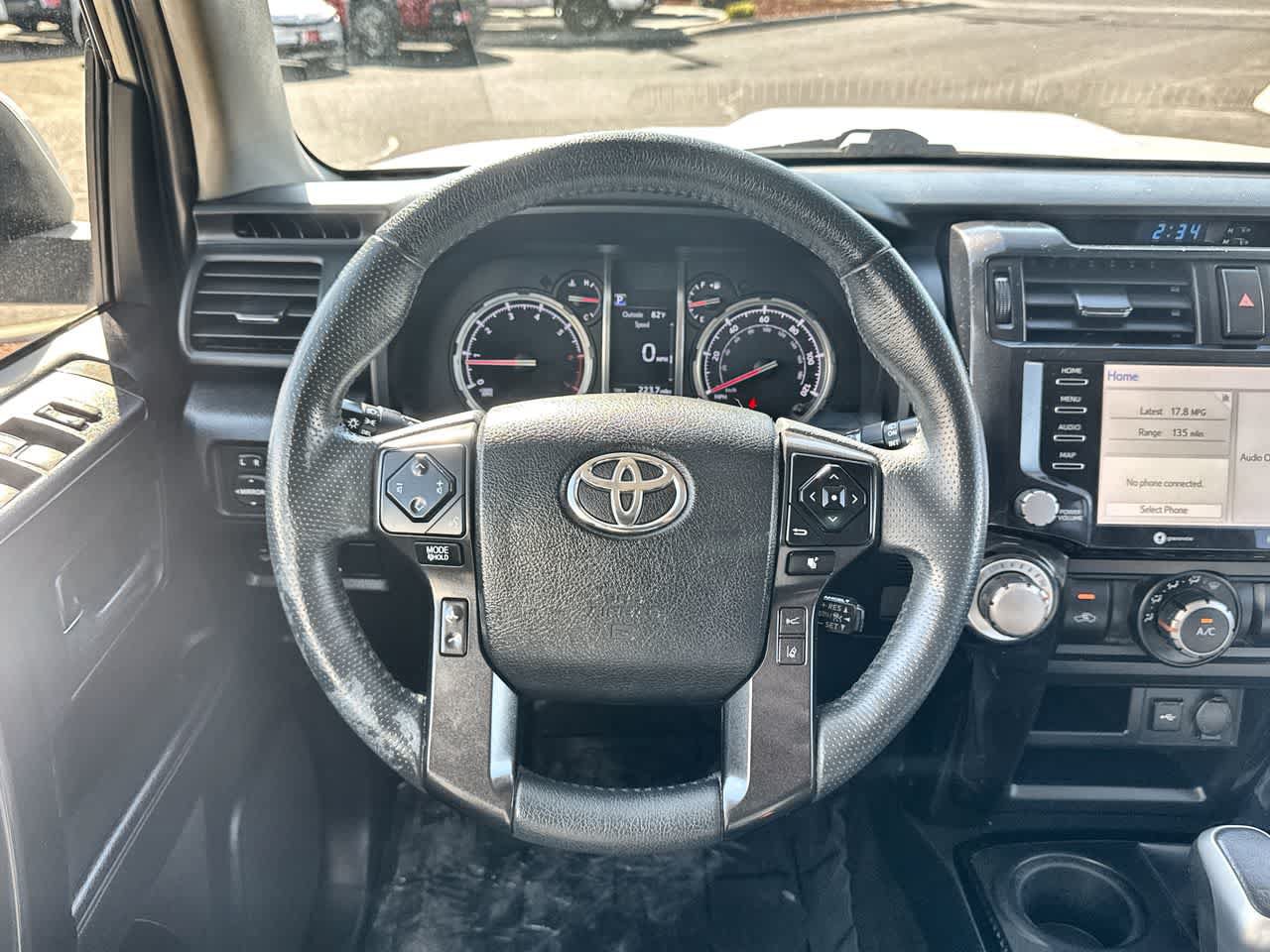 Used 2021 Toyota 4Runner TRD Off-Road AWD/4WD image 16