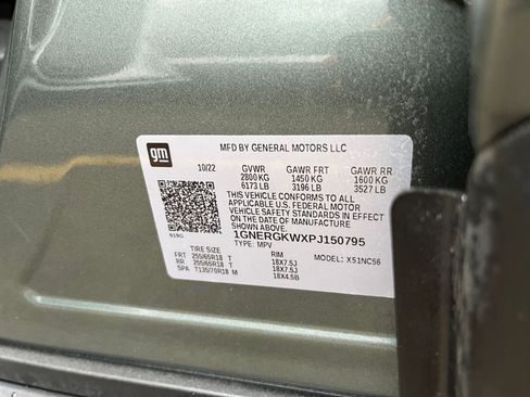 Used 2023 Chevrolet Traverse LT FWD image 30