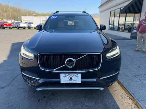 Used 2017 Volvo XC90 T6 Momentum w/ Vision Package image 7