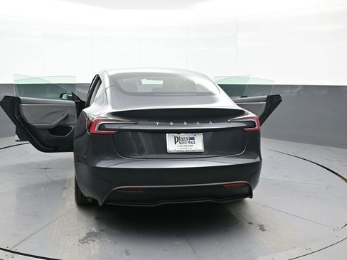 Used 2025 Tesla Model 3 Long Range image 49