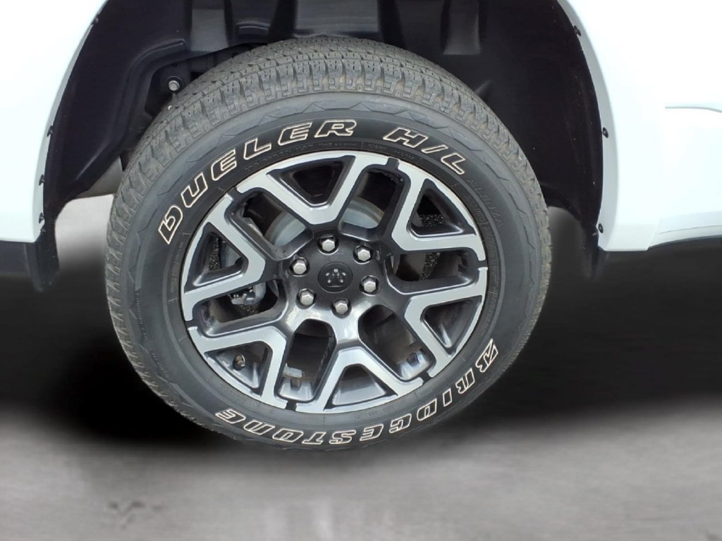 Used 2025 RAM 1500 Laramie w/ Sport Appearance Package AWD/4WD image 34