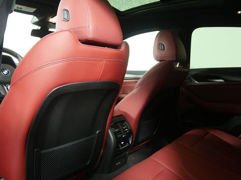 Certified 2025 BMW X4 M40i image 19