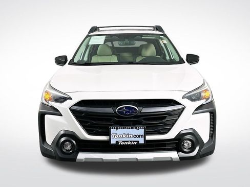 Used 2023 Subaru Outback Limited XT AWD/4WD image 2