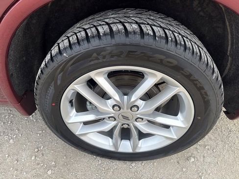 Used 2023 Dodge Durango GT image 29