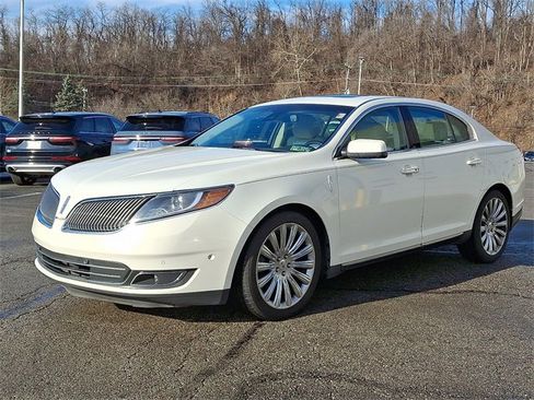Used 2013 Lincoln MKS AWD image 3