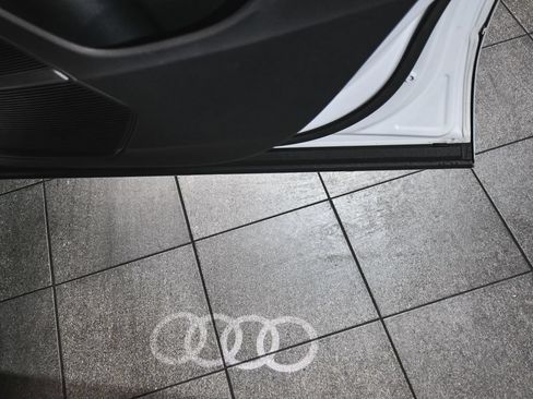 Used 2023 Audi Q7 3.0T Premium Plus w/ Premium Plus Package AWD/4WD image 18