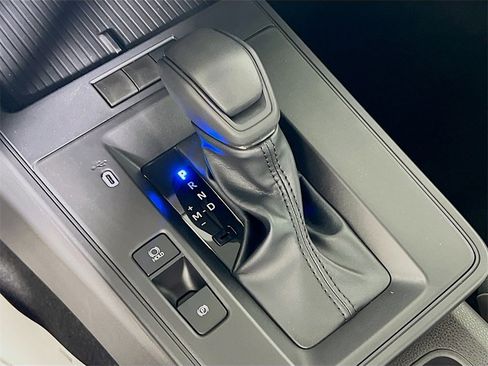 New 2026 Toyota Corolla Cross L image 15