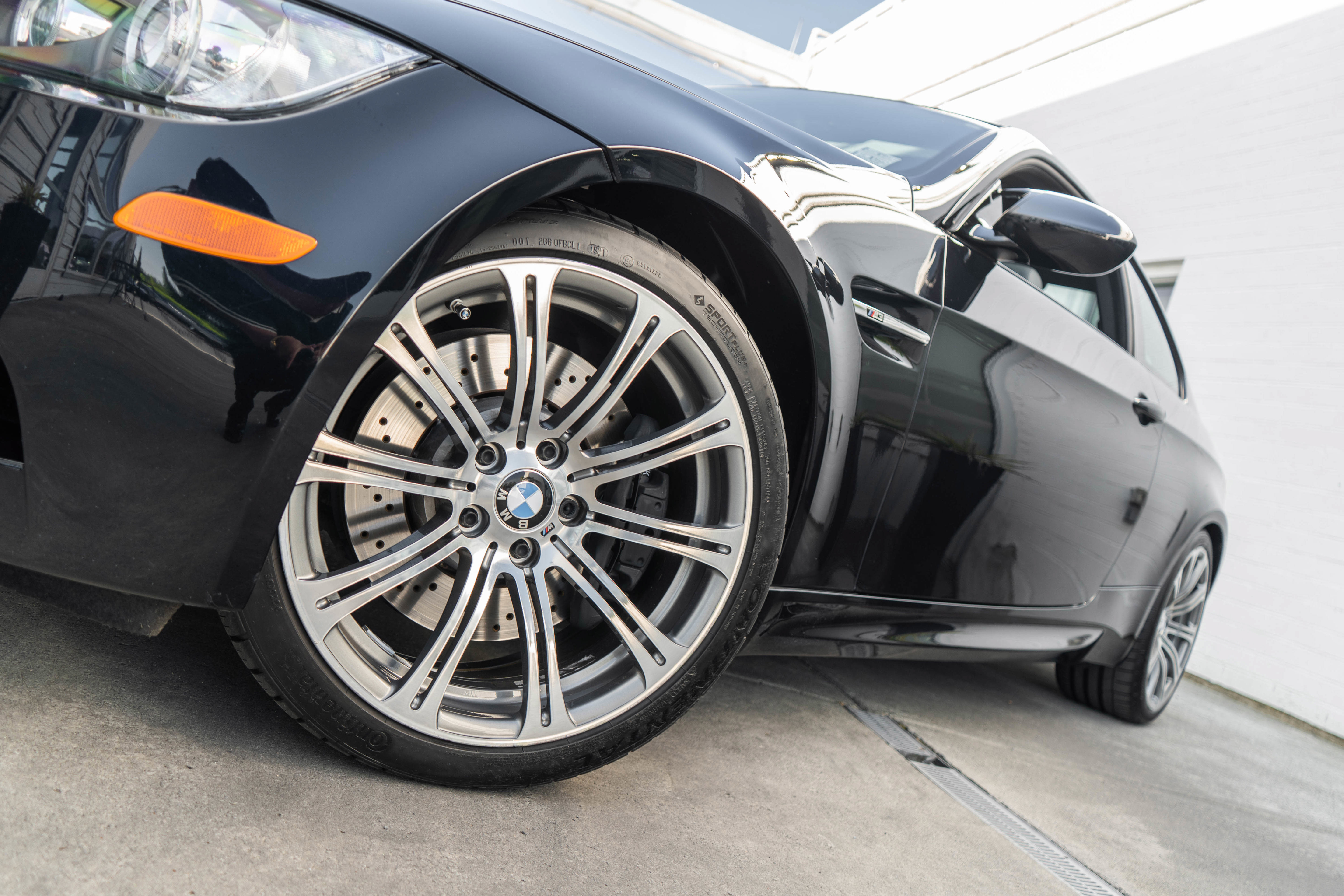 Used 2011 BMW M3 Coupe RWD image 4